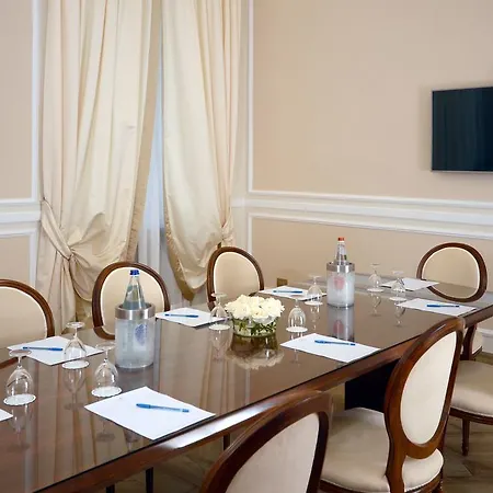Grand Vittoria Hotel 4*